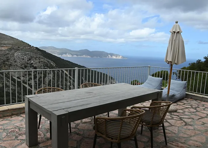 Myrtos Bay Apartament Anomeriá