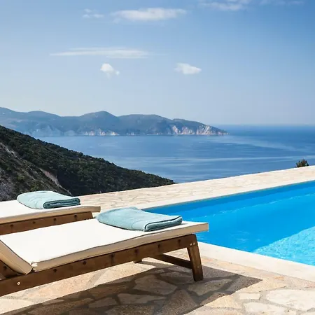 Myrtos Bay * Anomeria