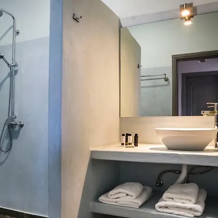 Myrtos Bay * Anomeriá